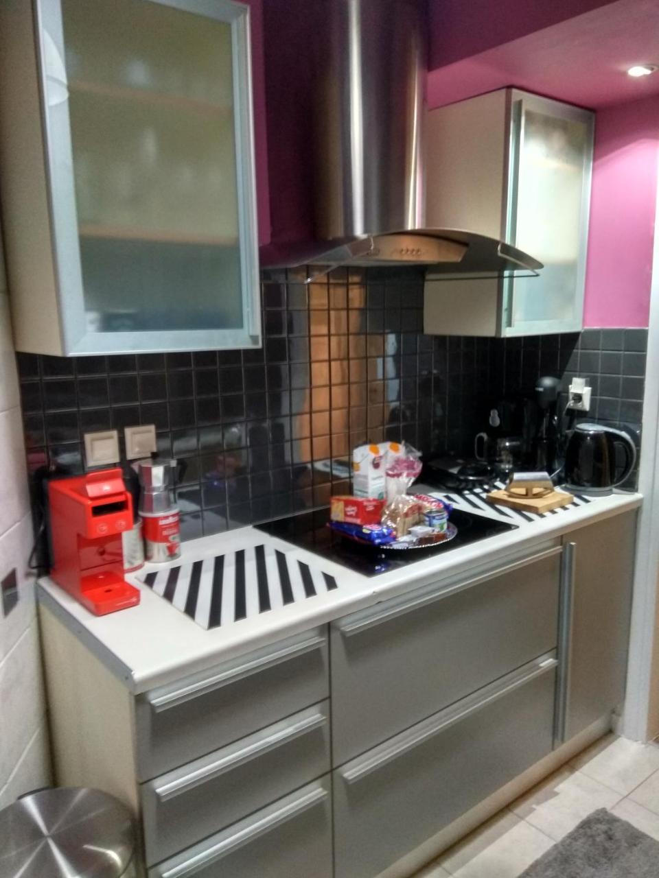 Stunning Apartment In The Heart Of Atene Esterno foto