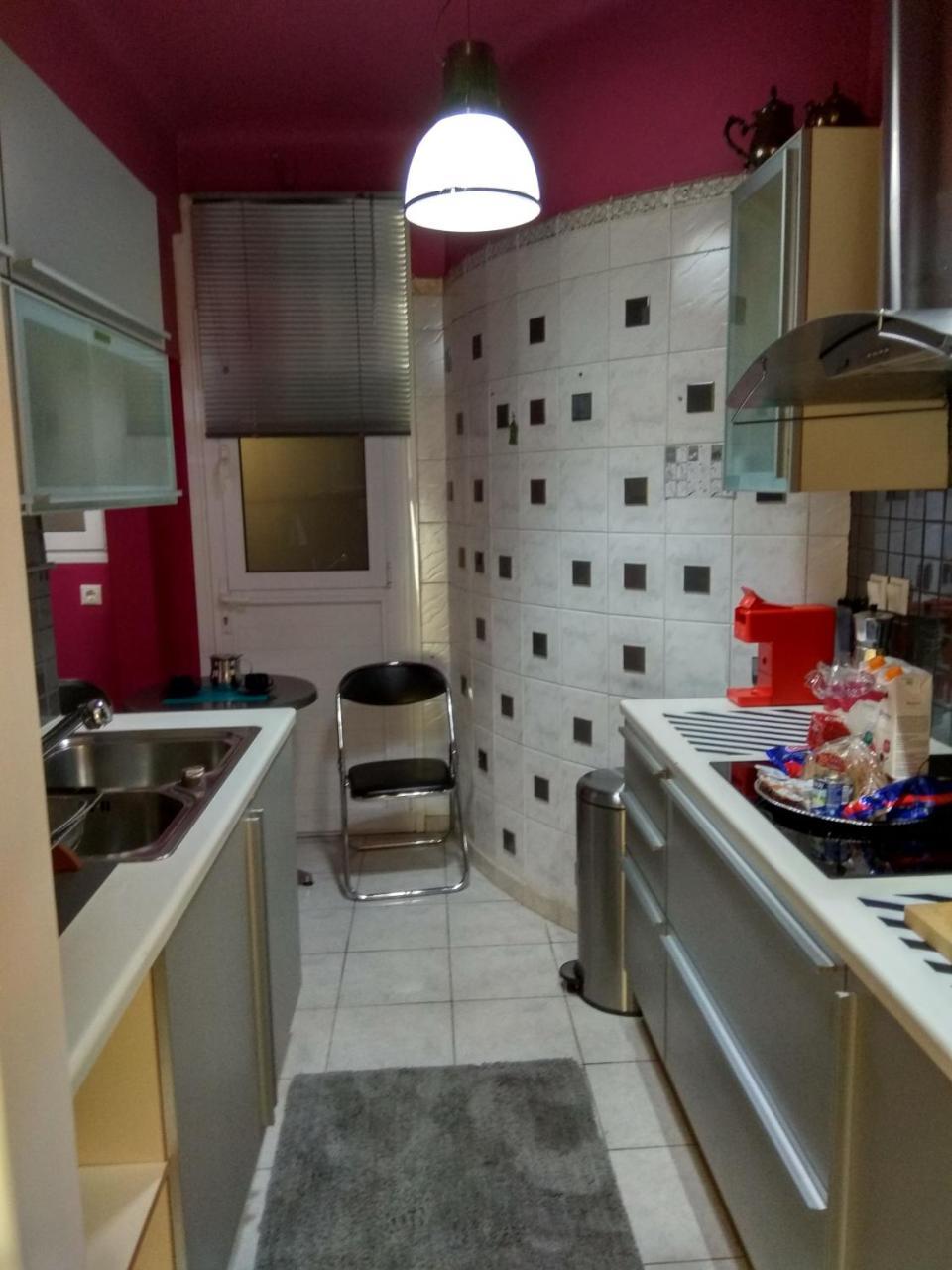 Stunning Apartment In The Heart Of Atene Esterno foto